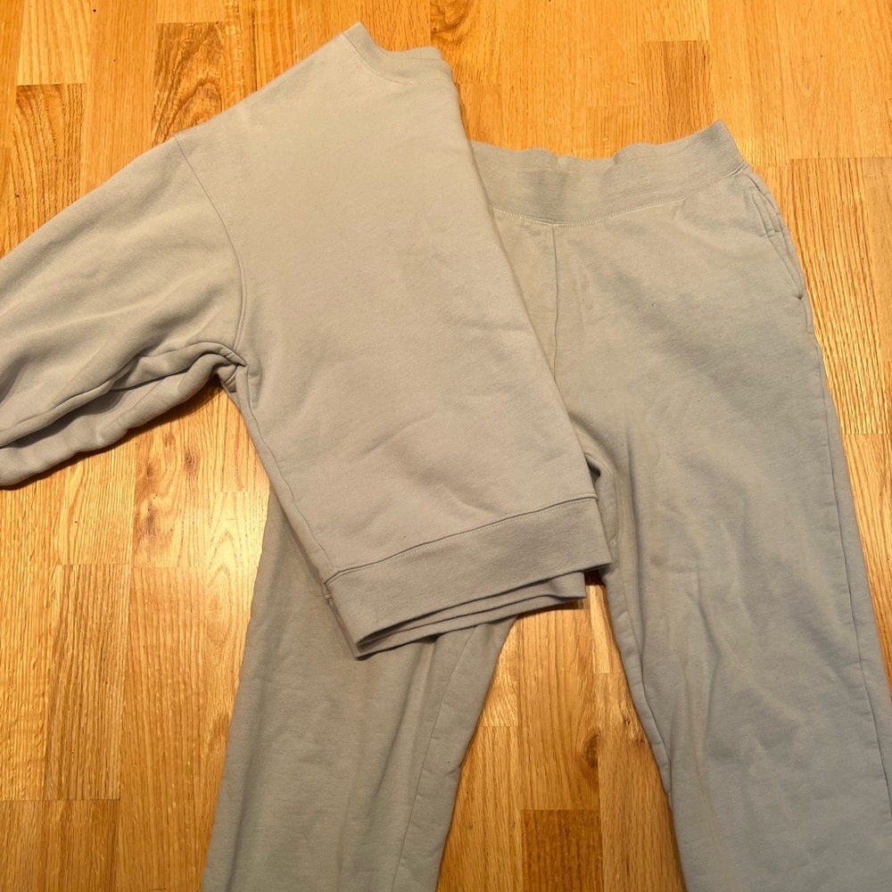 GFC Sweatpant & Sweatshirt Set